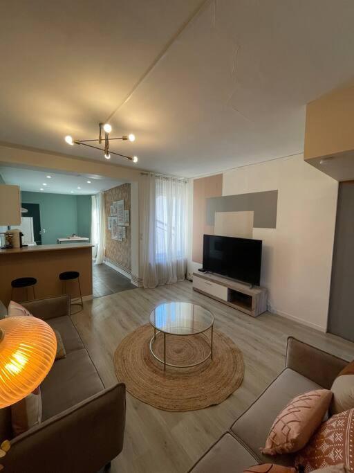 Appartement Spacieux A Deux Pas Du Centre Reims Eksteriør billede
