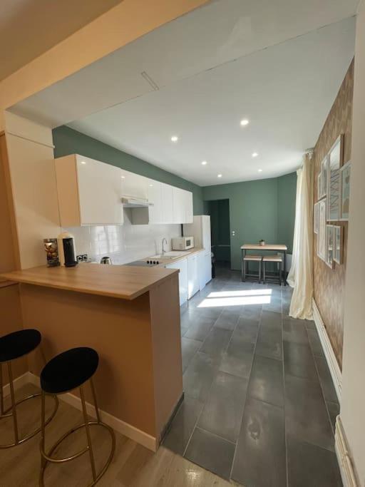 Appartement Spacieux A Deux Pas Du Centre Reims Eksteriør billede